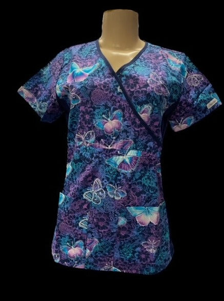 CHEROKEE SCRUB TOP